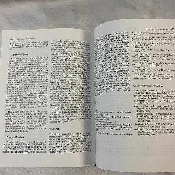 Television Cable Radio Communications Book Approach Edgar WIllis Henry 1992 - Picture 12 of 12